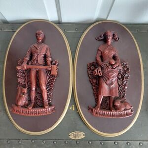 Vintage Independence Providence Wall Plaque Set Faux Wood Relief Art Pair 15x9